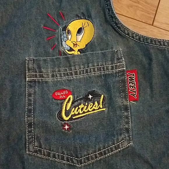 Denim sleeveless top. Looney tunes tweety bird. - Picture 2 of 5